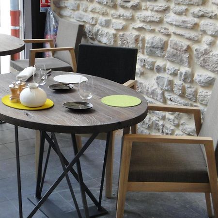 Aux Terrasses Ξενοδοχείο Tournus Εξωτερικό φωτογραφία