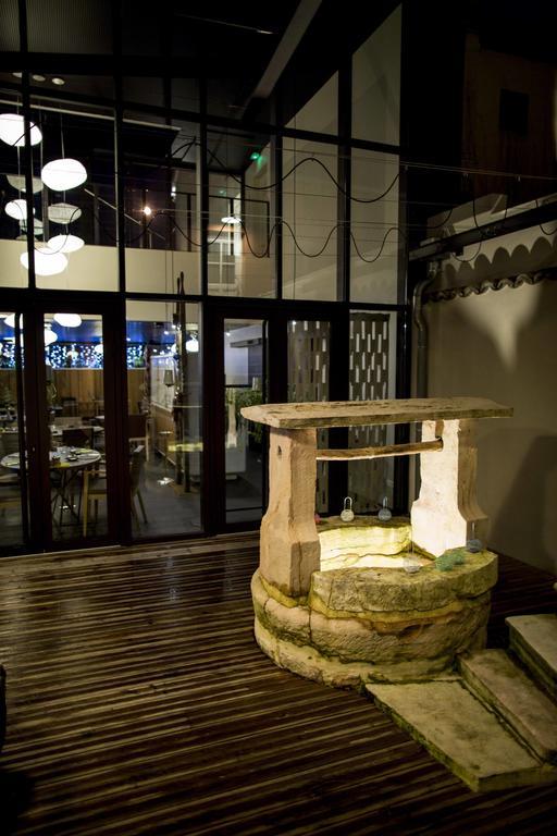 Aux Terrasses Ξενοδοχείο Tournus Εξωτερικό φωτογραφία